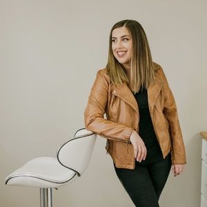 Meet your Posher, Callie